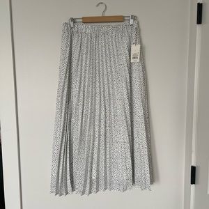 NWT Women’s Midi Skirt